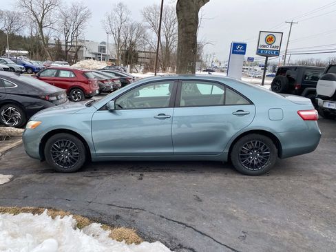 Used 2009 Toyota Camry LE image 5