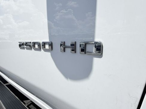 Used 2020 Chevrolet Silverado 2500 W/T AWD/4WD image 19