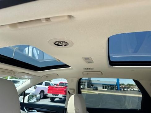 Certified 2023 Buick Enclave Essence w/ Experience Buick Package FWD image 22