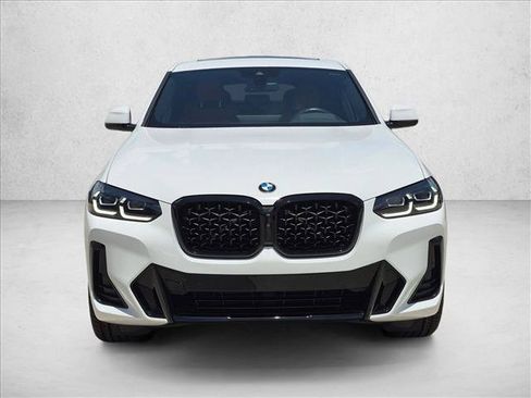 Used 2024 BMW X4 xDrive30i w/ M Sport Package AWD/4WD image 2