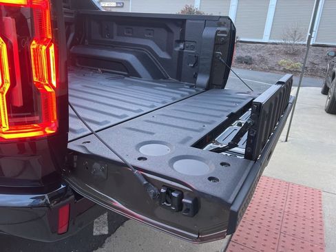 New 2025 GMC Hummer EV 2X image 48