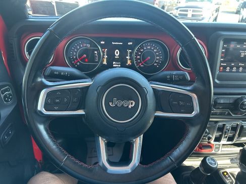 Used 2020 Jeep Gladiator Rubicon w/ Trailer Tow Package AWD/4WD image 13