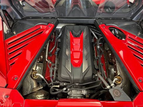 Used 2020 Chevrolet Corvette Stingray Preferred Cpe w/ 2LT Preferred Equipment Group RWD image 8
