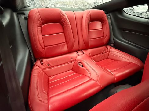 Used 2021 Ford Mustang GT w/ GT Performance Package image 13