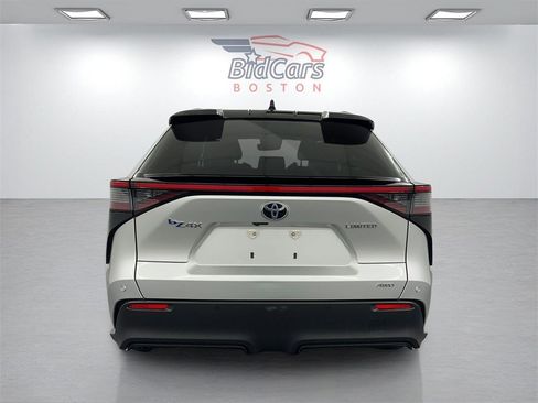 Used 2023 Toyota bZ4X Limited image 5