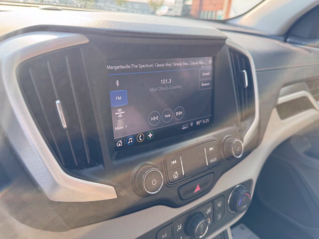 Used 2020 GMC Terrain SLT w/ Preferred Package AWD/4WD image 18