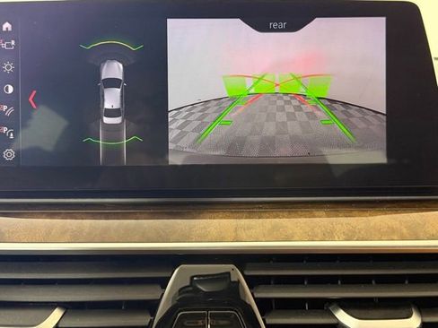 Used 2019 BMW 540i xDrive w/ Convenience Package image 16