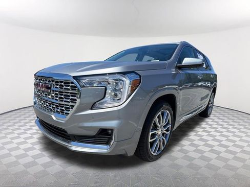 Certified 2024 GMC Terrain Denali w/ Denali Premium Package AWD/4WD image 1