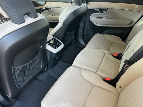 Certified 2026 Volvo XC90 B6 Plus AWD/4WD image 13