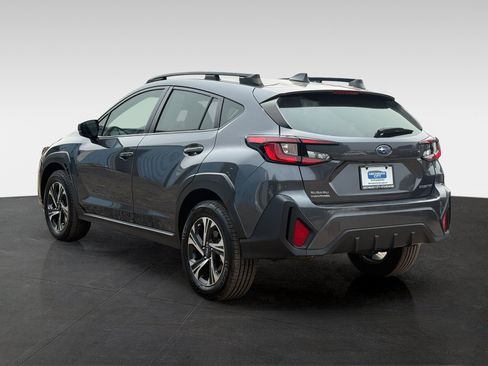 Used 2024 Subaru Crosstrek 2.0i Premium AWD/4WD image 7