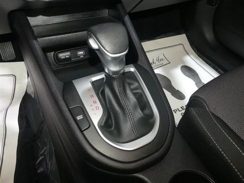 Used 2023 Kia Forte LXS w/ LXS Technology Package FWD image 39