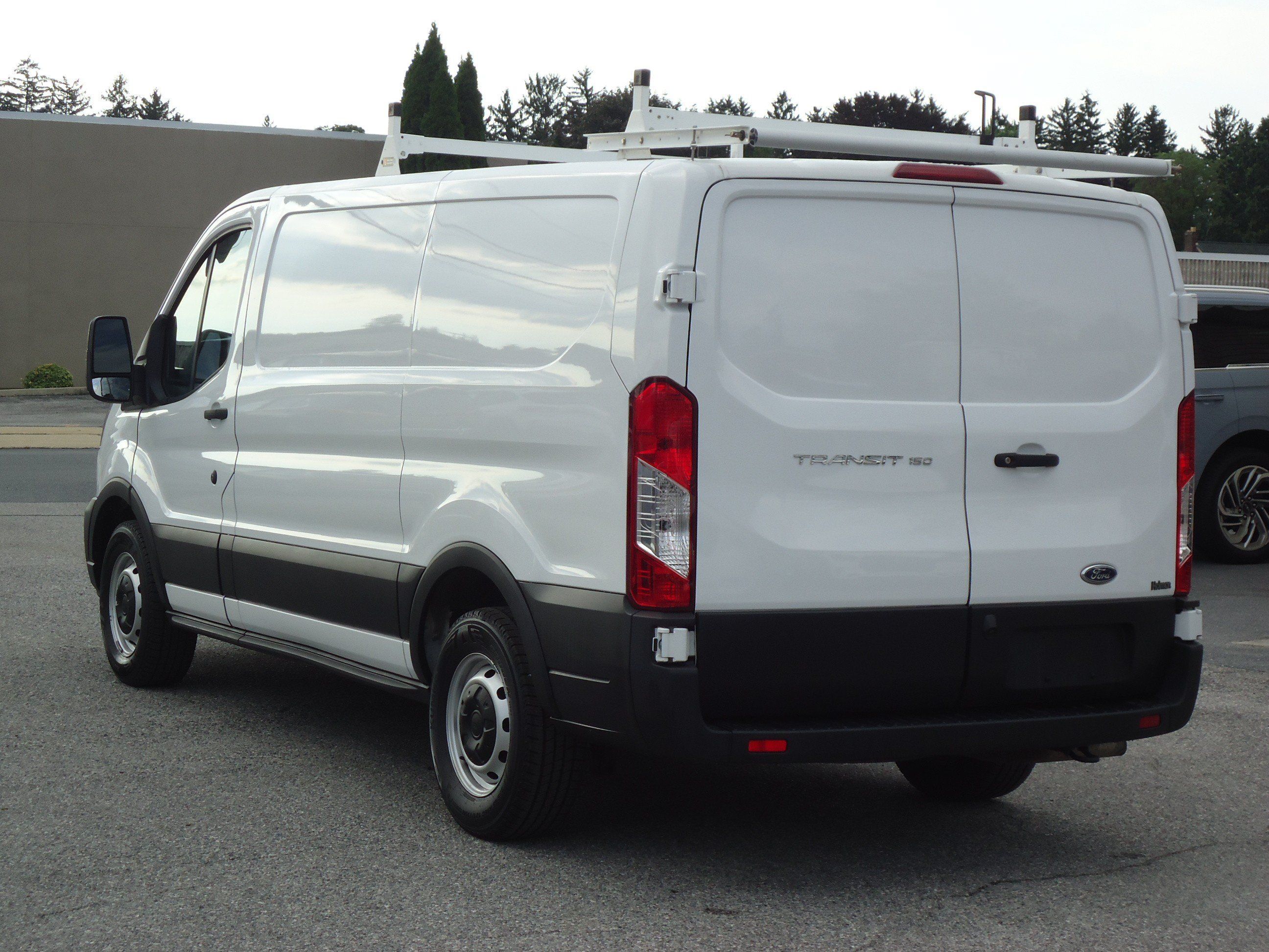Used 2024 Ford Transit 150 Low Roof RWD image 5
