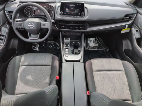 New 2026 Nissan Rogue SV image 10