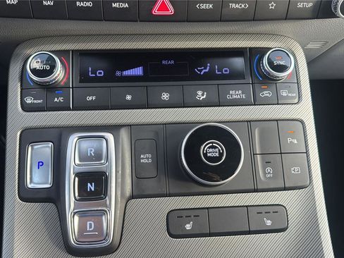 Used 2025 Hyundai Palisade SEL image 19