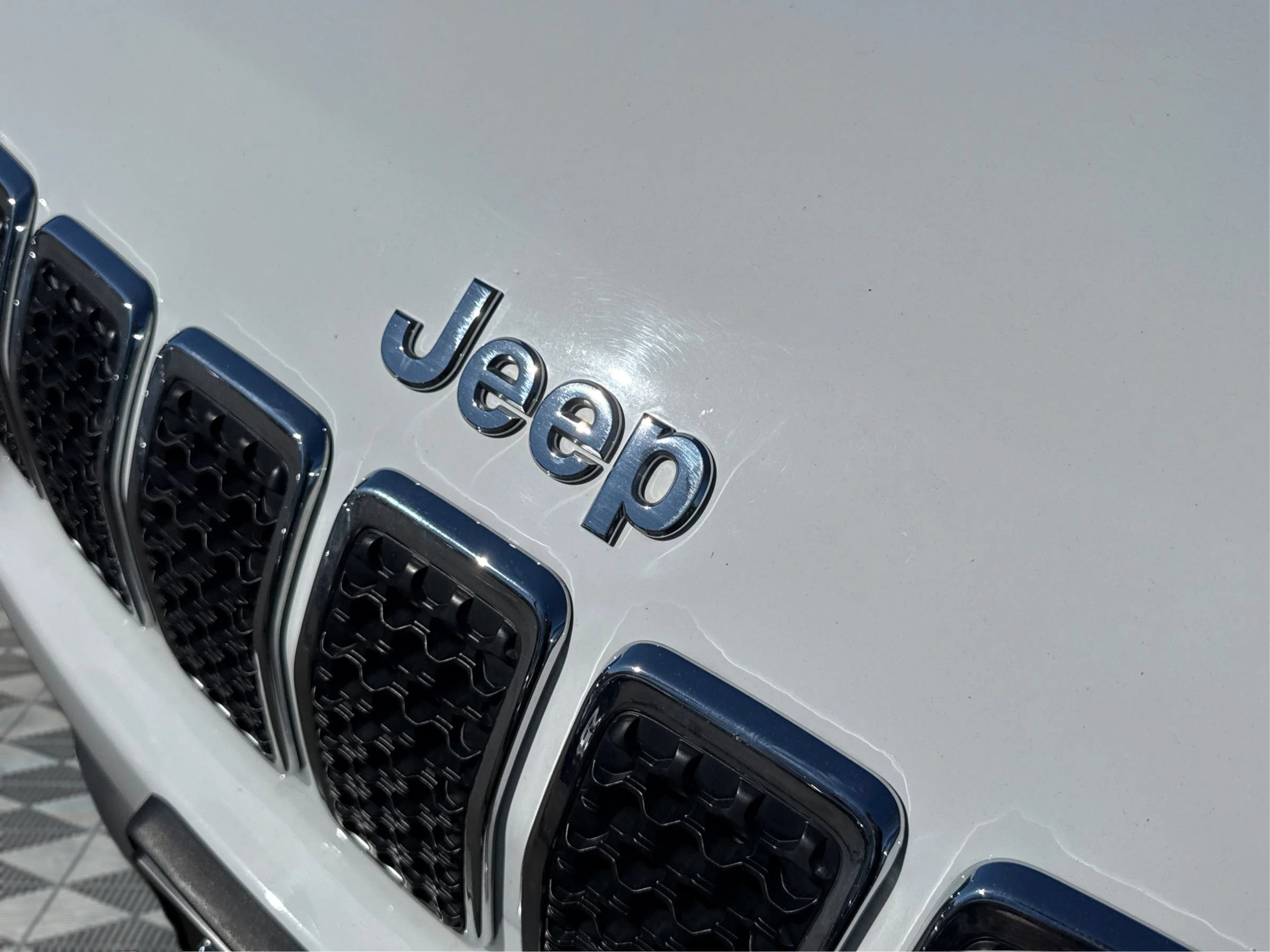 Used 2021 Jeep Cherokee Latitude Lux w/ Trailer Tow Group AWD/4WD image 29