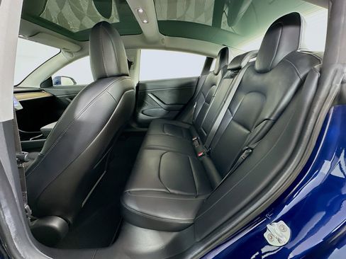 Used 2018 Tesla Model 3 Long Range RWD image 27