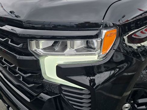 Used 2024 Chevrolet Silverado 1500 RST w/ Z71 Off-Road Package image 28