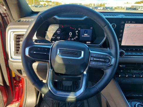 Certified 2024 GMC Canyon Denali image 21