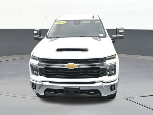 Used 2024 Chevrolet Silverado 2500 LT AWD/4WD image 65