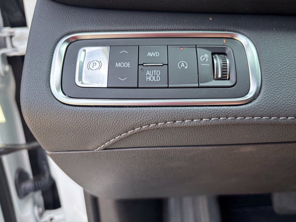 Used 2026 Buick Enclave Preferred AWD/4WD image 26
