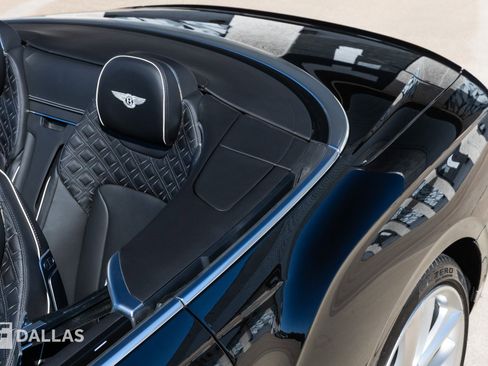 Used 2022 Bentley Continental GT image 7