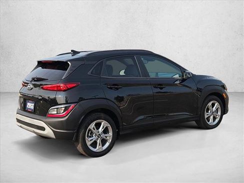 Used 2022 Hyundai Kona SEL FWD image 5