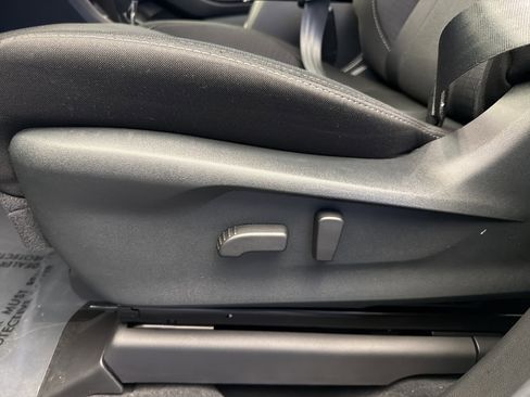 Certified 2025 Subaru Ascent Premium w/ Premium Package image 12