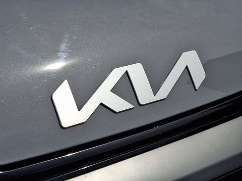 Certified 2023 Kia Sportage X-Line w/ X-Line Premium Package AWD/4WD image 4