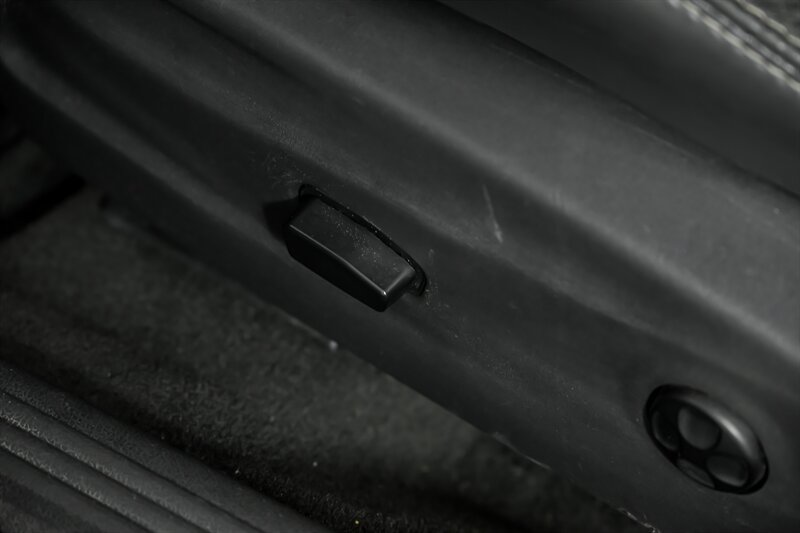 Used 2013 Dodge Challenger R/T Plus RWD image 19