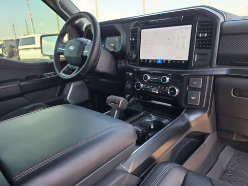 Used 2025 Ford F150 Raptor AWD/4WD image 18