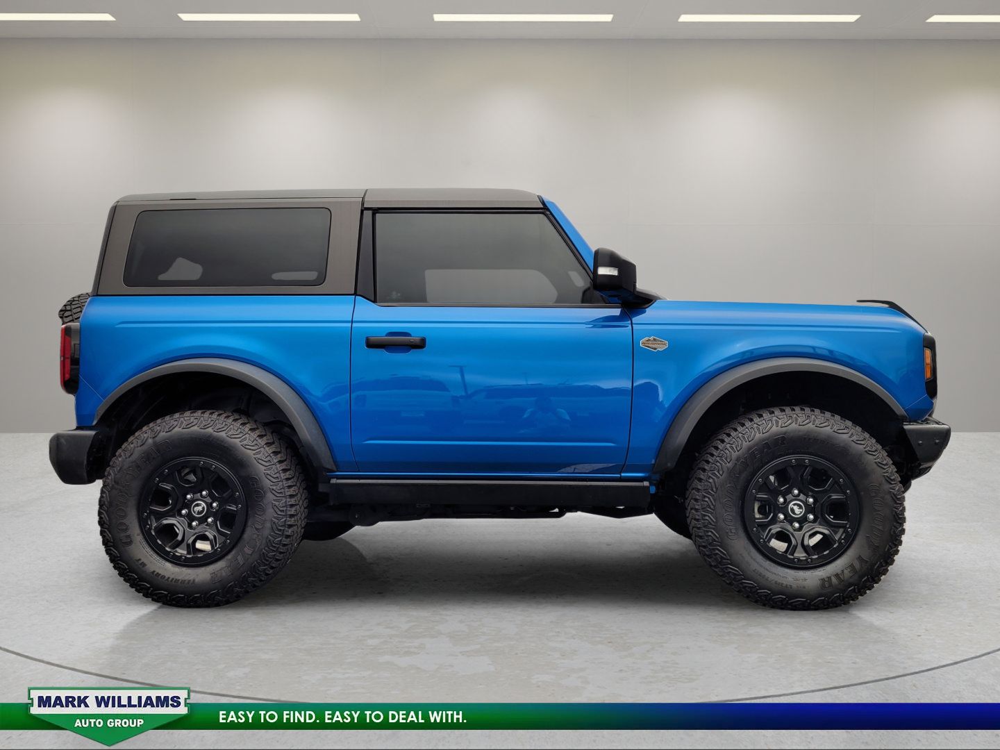Used 2023 Ford Bronco Wildtrak AWD/4WD image 2