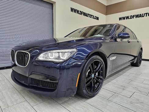 Used 2014 BMW 750Li image 2