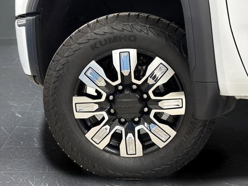 Used 2025 GMC Sierra 2500 Denali w/ Technology Package image 43