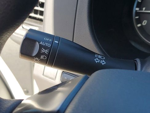 Used 2022 Nissan Frontier S w/ Technology Package image 17