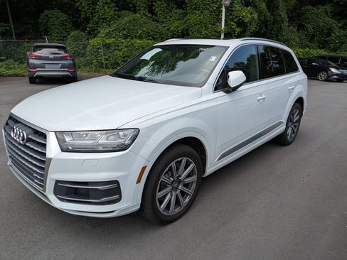 Used 2017 Audi Q7 3.0T Premium Plus w/ Premium Plus Package AWD/4WD image 3