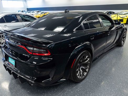 Used 2020 Dodge Charger SRT Hellcat w/ Harman/Kardon Audio Group RWD image 6