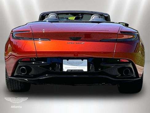 Used 2021 Aston Martin DB11 Volante RWD image 4