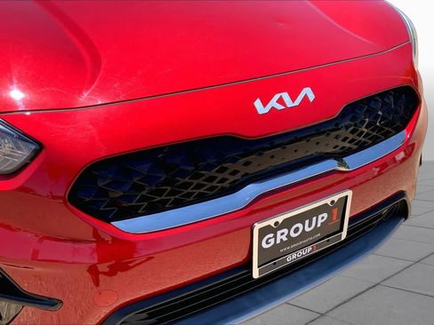 Used 2022 Kia Niro LXS FWD image 37
