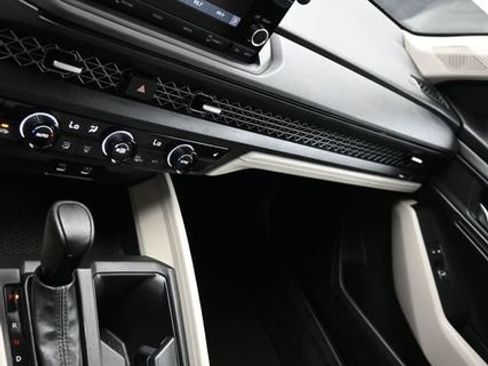 Used 2023 Honda Accord EX image 17