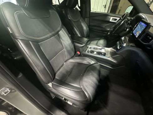 Used 2020 Ford Explorer ST w/ ST High-Performance Pack AWD/4WD image 32
