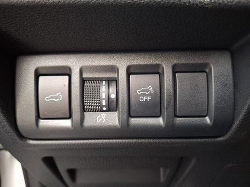 Used 2022 Subaru Outback Premium AWD/4WD image 25