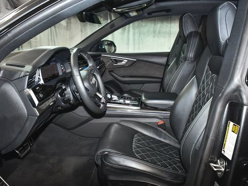 Used 2023 Audi SQ8 Premium Plus w/ Executive Package AWD/4WD image 55
