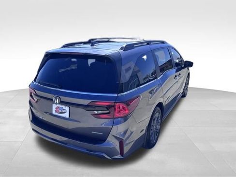 Used 2026 Honda Odyssey Touring image 7