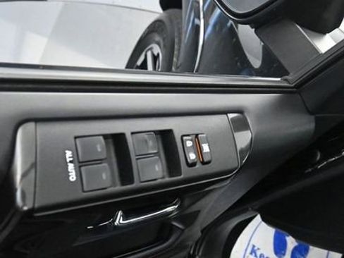 Used 2024 Toyota 4Runner TRD Off-Road Premium image 11