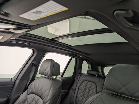 New 2026 BMW X5 xDrive50e image 16