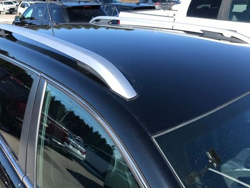 Used 2019 Jeep Cherokee Limited image 3