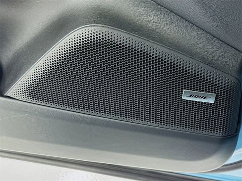 Used 2024 Porsche Macan 4 Electric image 12