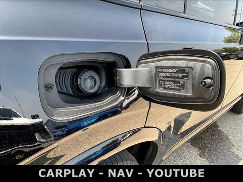 Used 2023 Volvo XC90 T8 Ultimate AWD/4WD image 37