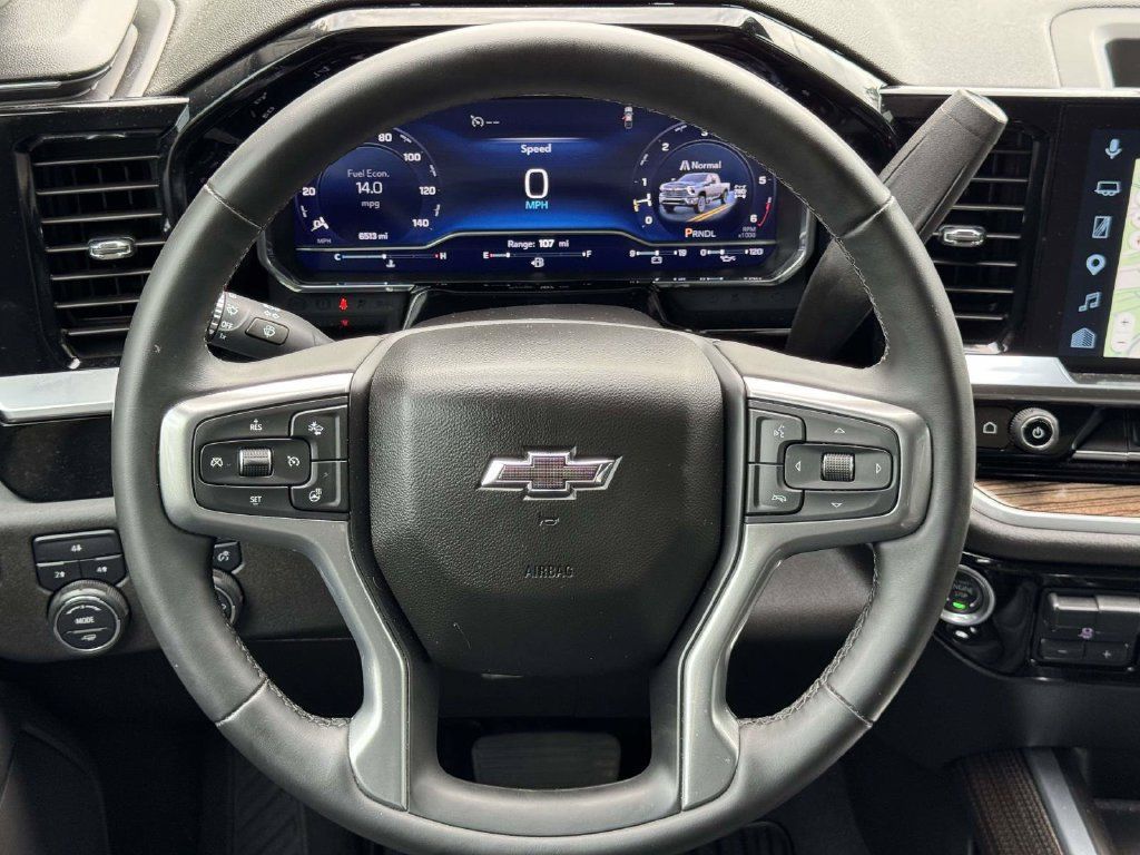 Used 2025 Chevrolet Silverado 2500 LT w/ Trail Boss Package AWD/4WD image 11