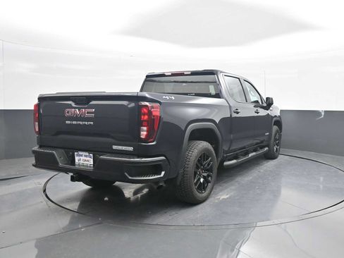 Used 2026 GMC Sierra 1500 Elevation w/ Elevation Select Package AWD/4WD image 7